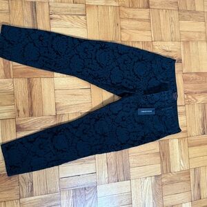 Banana Republic Limited  Edition black velvet patterned jeans Size 29.